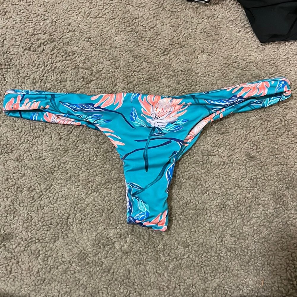 Midori Bikini Protea Kai bottoms